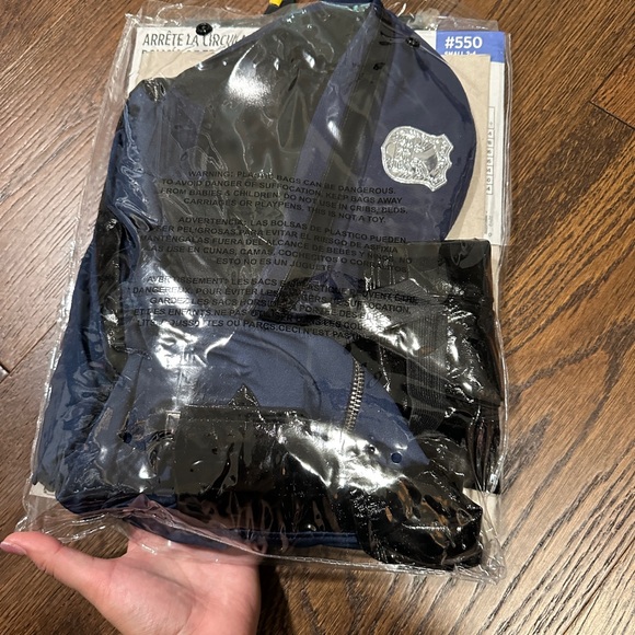 Sexy cop police officer Halloween costume - Picture 2 of 2